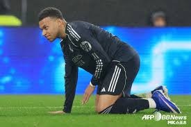 萨尼亚：孔帕尼对曼城有深厚感情，他是瓜迪奥拉接班人